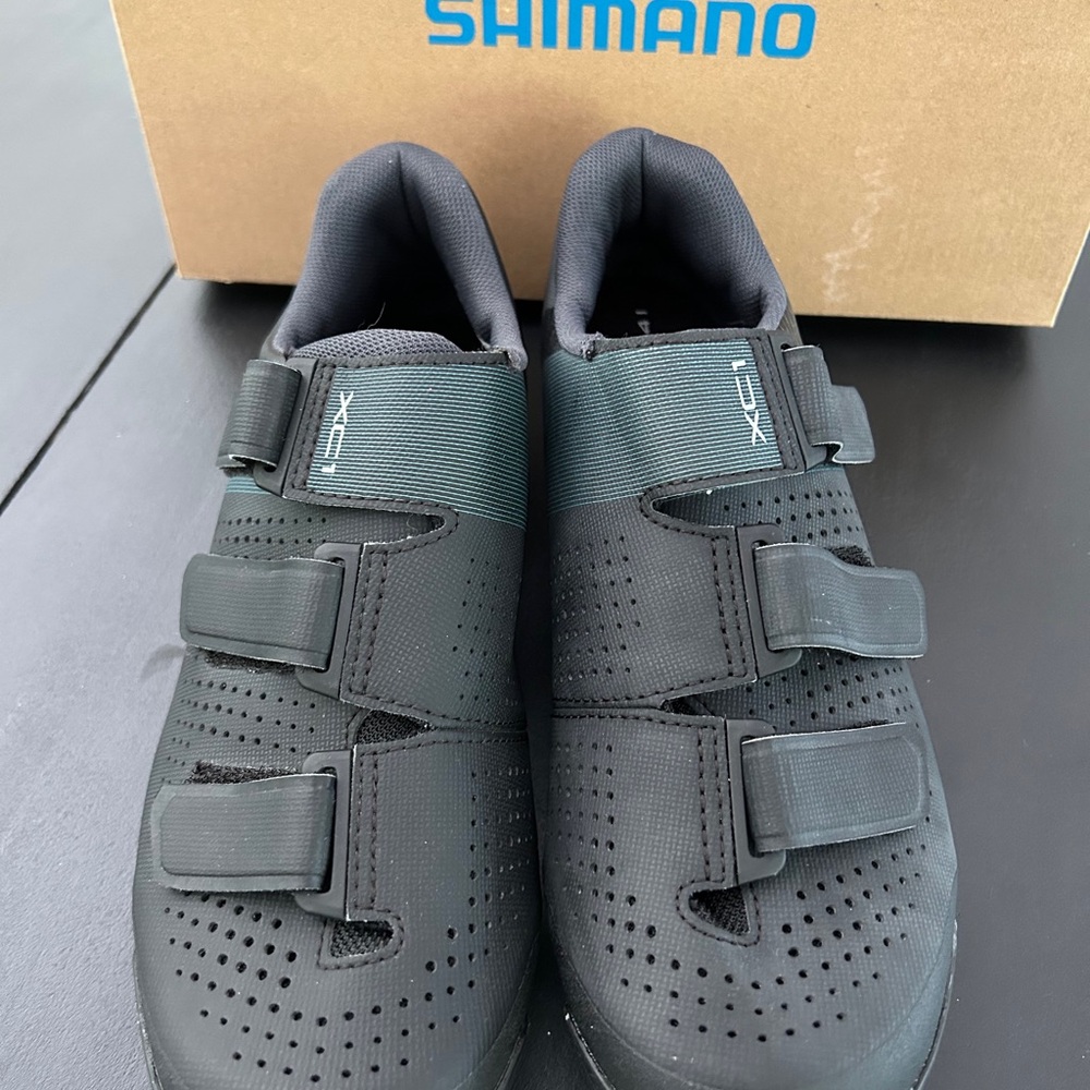 Shimano XC1 Tour Black Cycling Shoes Women’s. Size US 8.5. EU 41